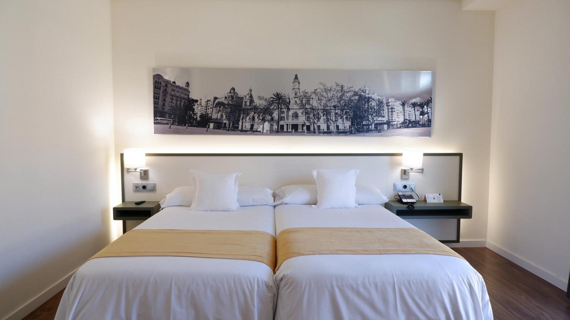 Primus Valencia Hotel Exterior photo